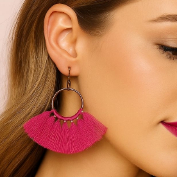Fuschia Fan Tassel Earrings - Picture 1 of 3